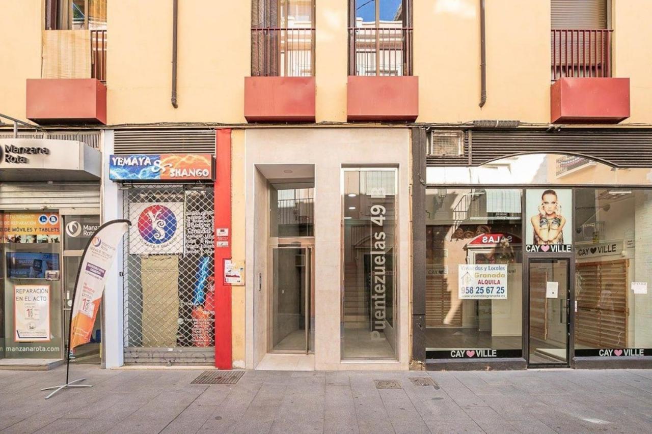 Modern Apartment In The Heart Of Granada Exterior photo